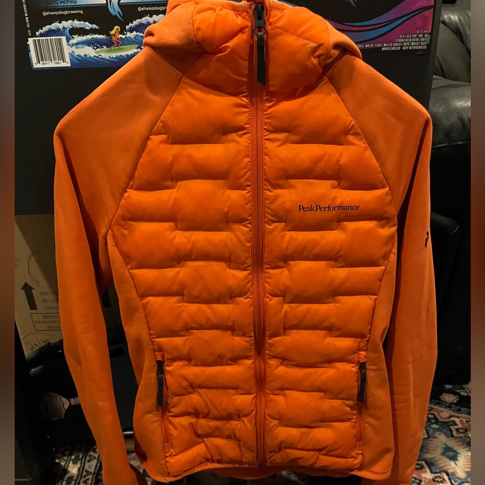 Peak Performance Small Helium Hybrid Jacket